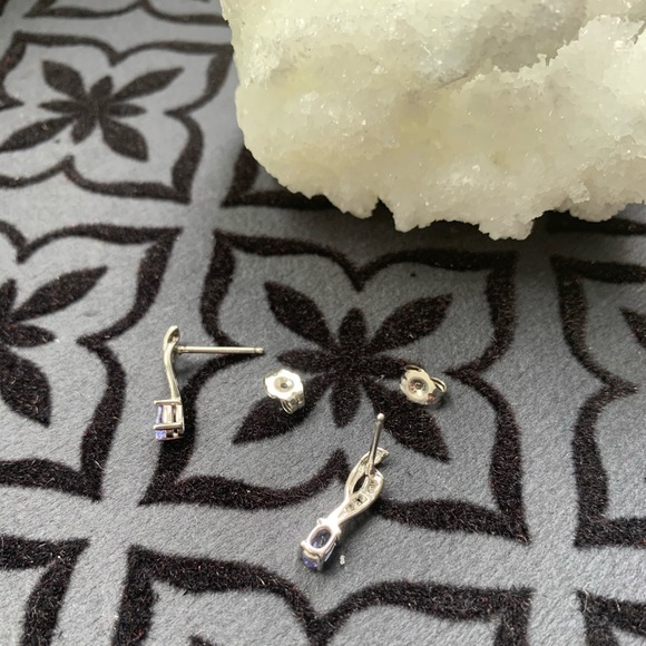 14K Gold Tanzanite & Diamond Earrings - Picture 3 of 6